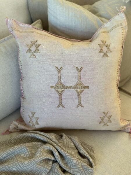 Putetrekk i kaktussilke Med broderi, Lys Rosa, 45x45