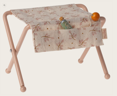 Maileg Nursery table - stellebord, Baby mouse - Rose