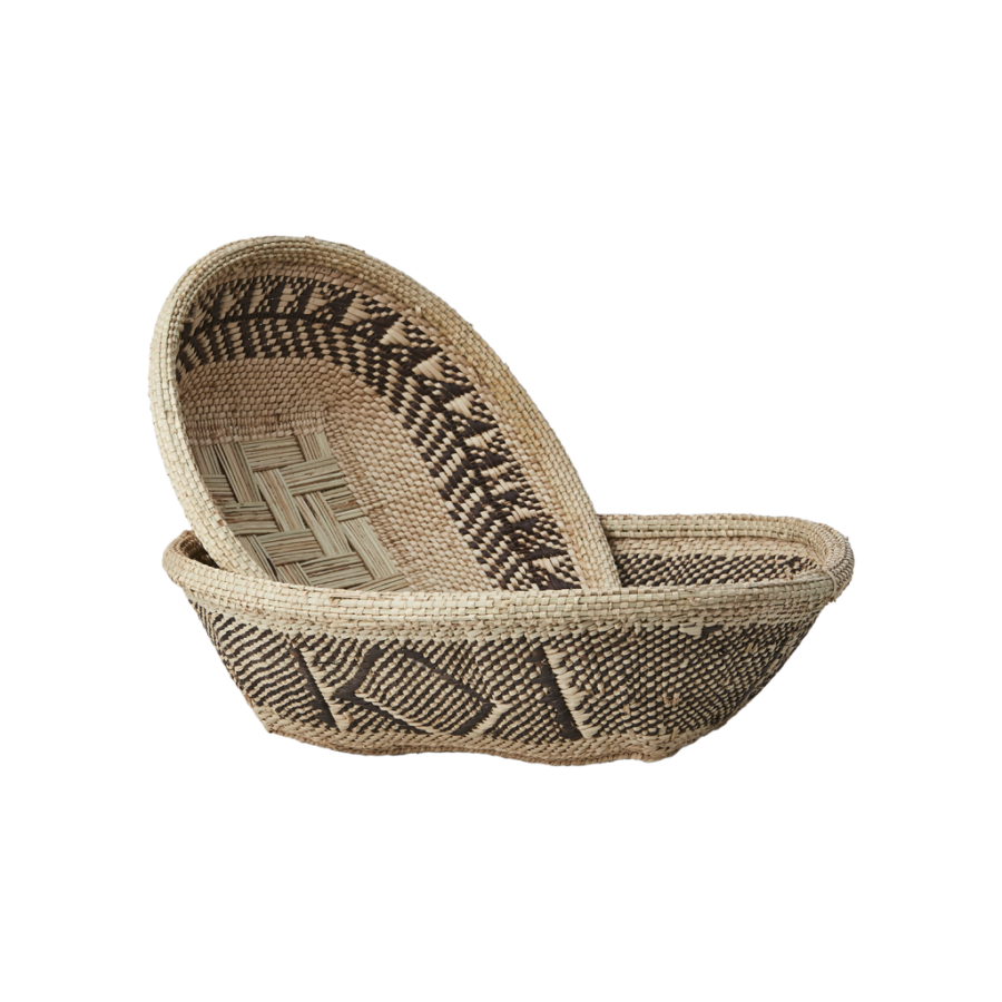 TRIBE Basket M, Natural/brown- Håndlaget Stråkurv, ~L30xW27xH9 cm