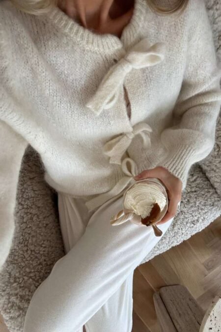 BY IC BaileyIC Bow Cardigan - White