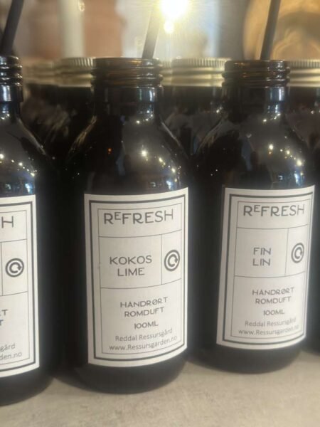 Håndrørt romduft fra Reddal Resurssgård 100 ml,  Kokos Lime