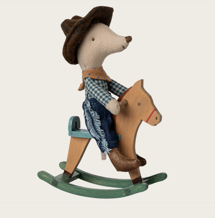 Maileg Cowboy Mus På Gyngehest , Lillebror - Bilde 3