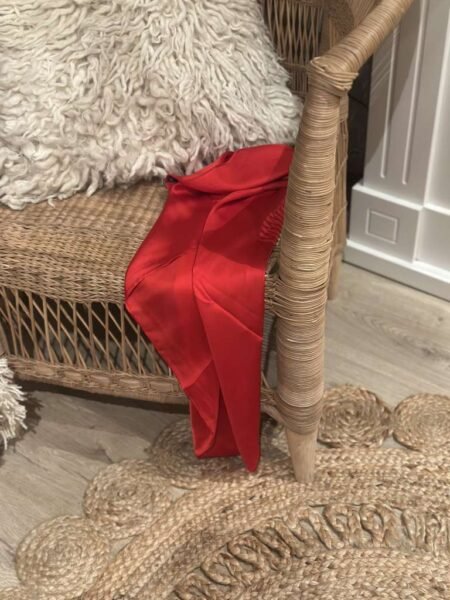 Rosenvinge, lite skjerf ensfarget, Rødt