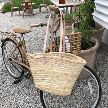 Håndlaget Stråveske- Fransk Markedskurv Med Rund ,Lys Skulderreim I Skinn