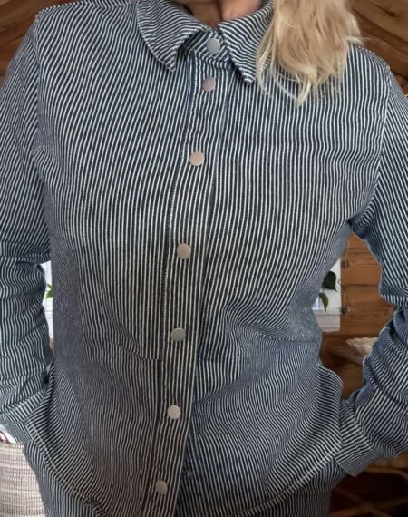 JDY NIKITA L/S SHACKET PNT, Skjortejakke,  Black Iris CLOUD DANCER- Blå Og Hvit Stripet