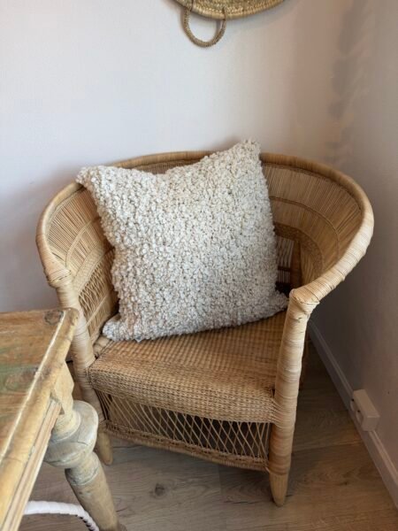 Au Maison Putetrekk-Boucle-Creme, 58x58 cm