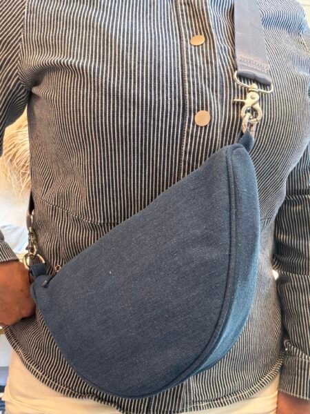 Rosenvinge Eva triangelbag / Veske , Jeans 29x16cm