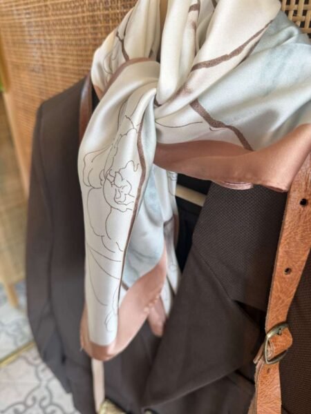Fianoa Lite skjerf,Offwhite,Beige, Brun , Blågrønn 70x70