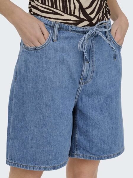 JDY BERN MW SHORTS DNM, Light Blue Denim