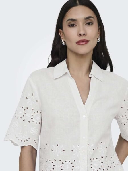 JDY MARINA 2/4 EMBROIDERY SHIRT WVN, Topp/ Bluse Med Broderi, Cloud dancer BRIGHT WHITE EMBROIDERY,