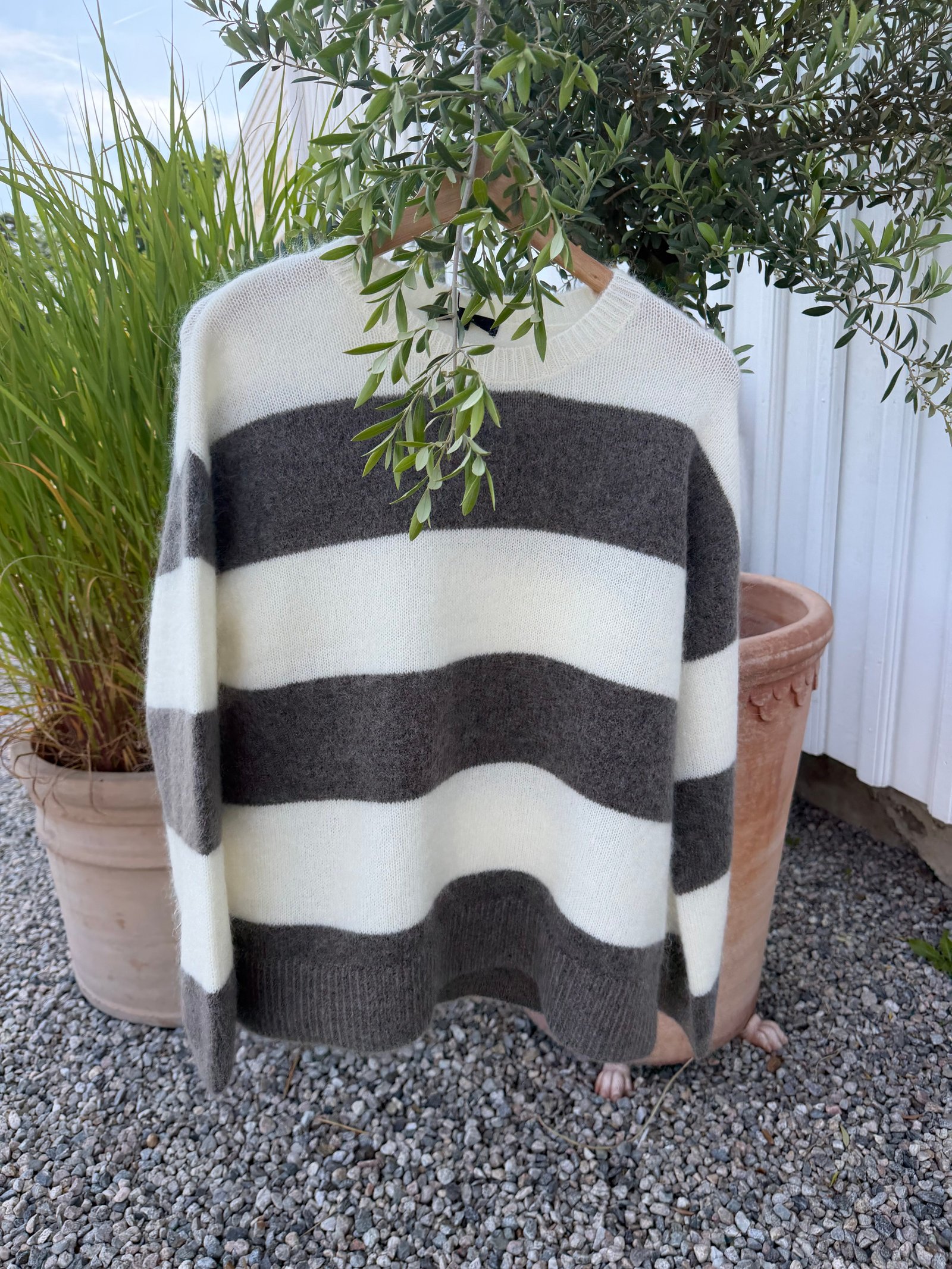 Rève Caroline Rundhals Genser Off white/Black Moon Rock/Off white - Bilde 2