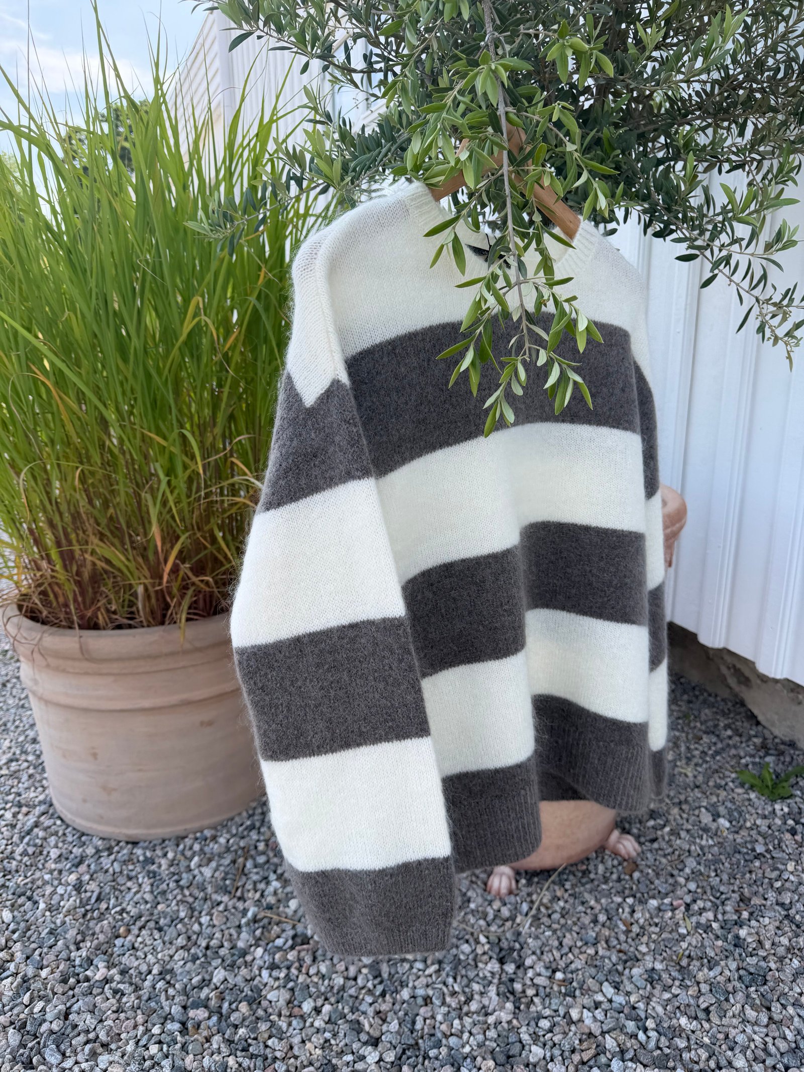 Rève Caroline Rundhals Genser Off white/Black Moon Rock/Off white - Bilde 3