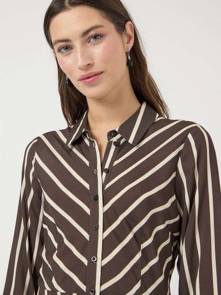YAS SAVANNA LONG SHIRT DRESS S, Skjortekjole. NOOS, Chocolate Brown/Thin( Obs: Vi venter inn en sending til) - Bilde 2