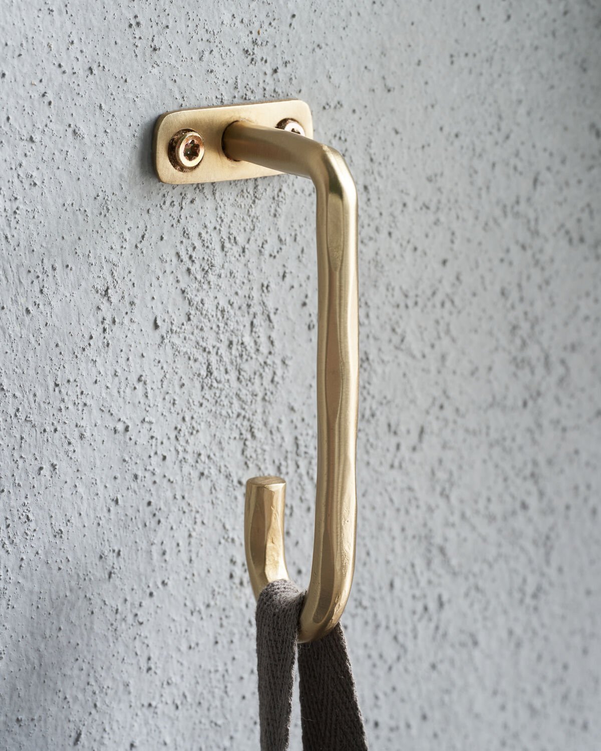 House Doctor Knagg, HDWelo, utførelse i børstet messing, l: 4 cm, b: 3,5 cm, h: 10 cm - Bilde 2