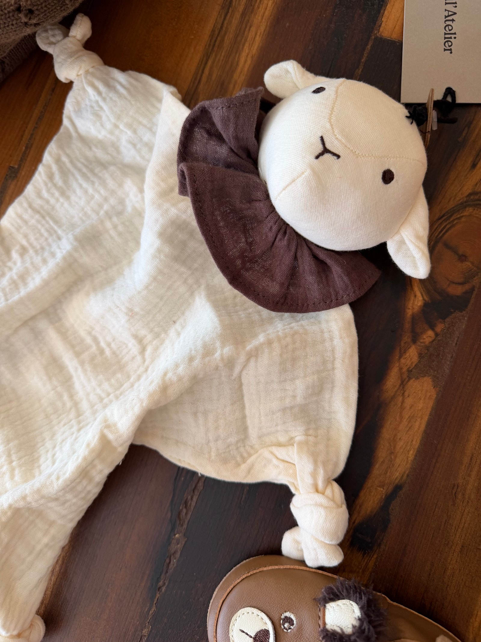 LIL ATELIER NOA SHEEP CUDDLE CLOTH, Koseklut Sau, Turtledove - Bilde 2