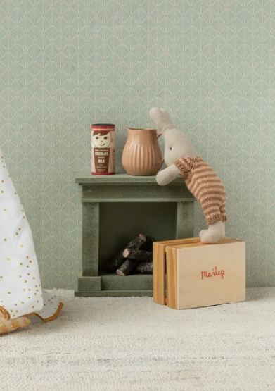 Maileg, Miniature fireplace - Dusty green, Grønn