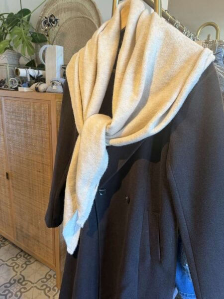 Rosenvinge Stort trekant skjerf 10% ull - offwhite, Viskose Med Ull