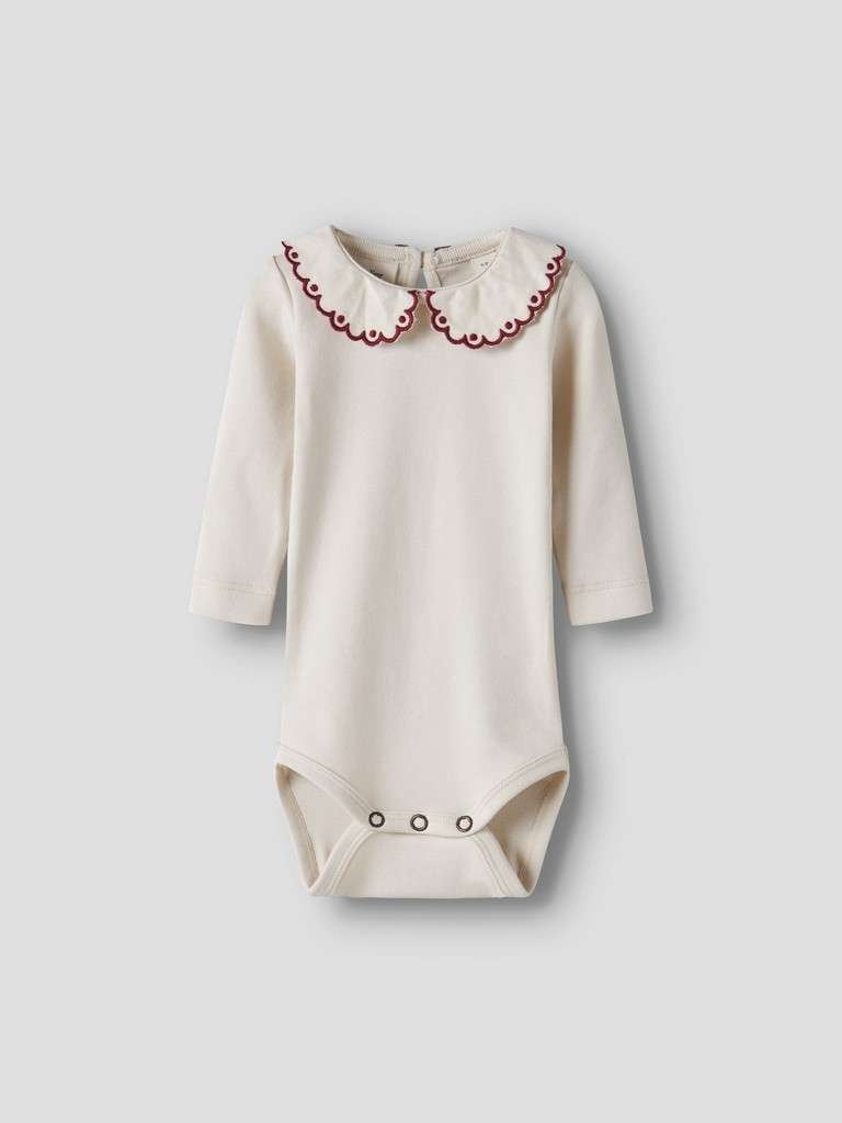 LIL ATELIER FUNDO LIA LS SLIM BODY, Turtledove BIKING RED, Offwhite Med Rød Detalj