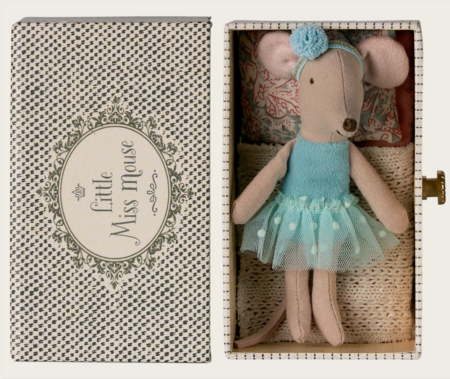 Maileg Dansemus I Dagseng, Dance mouse in daybed, Little sister